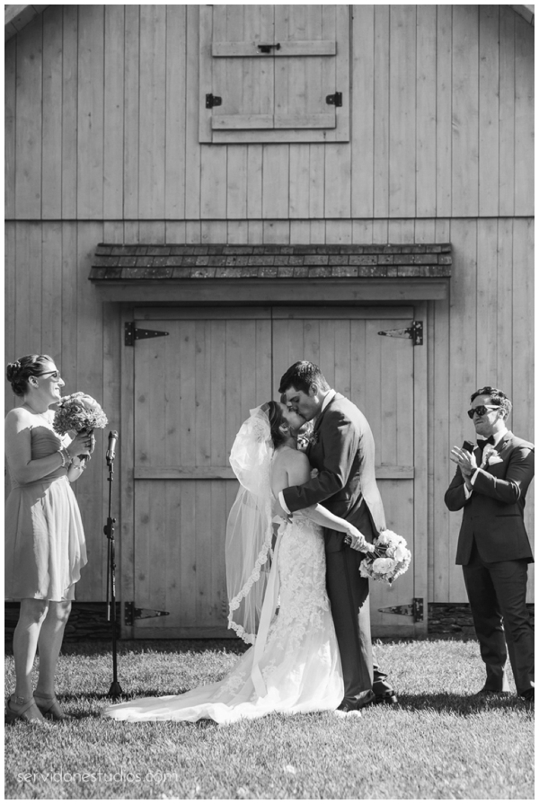 Berkshire-wedding-photographer-Servidone-Studios-WEB_0039